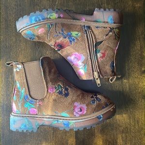 Little Girls Steve Madden Crystal Boots